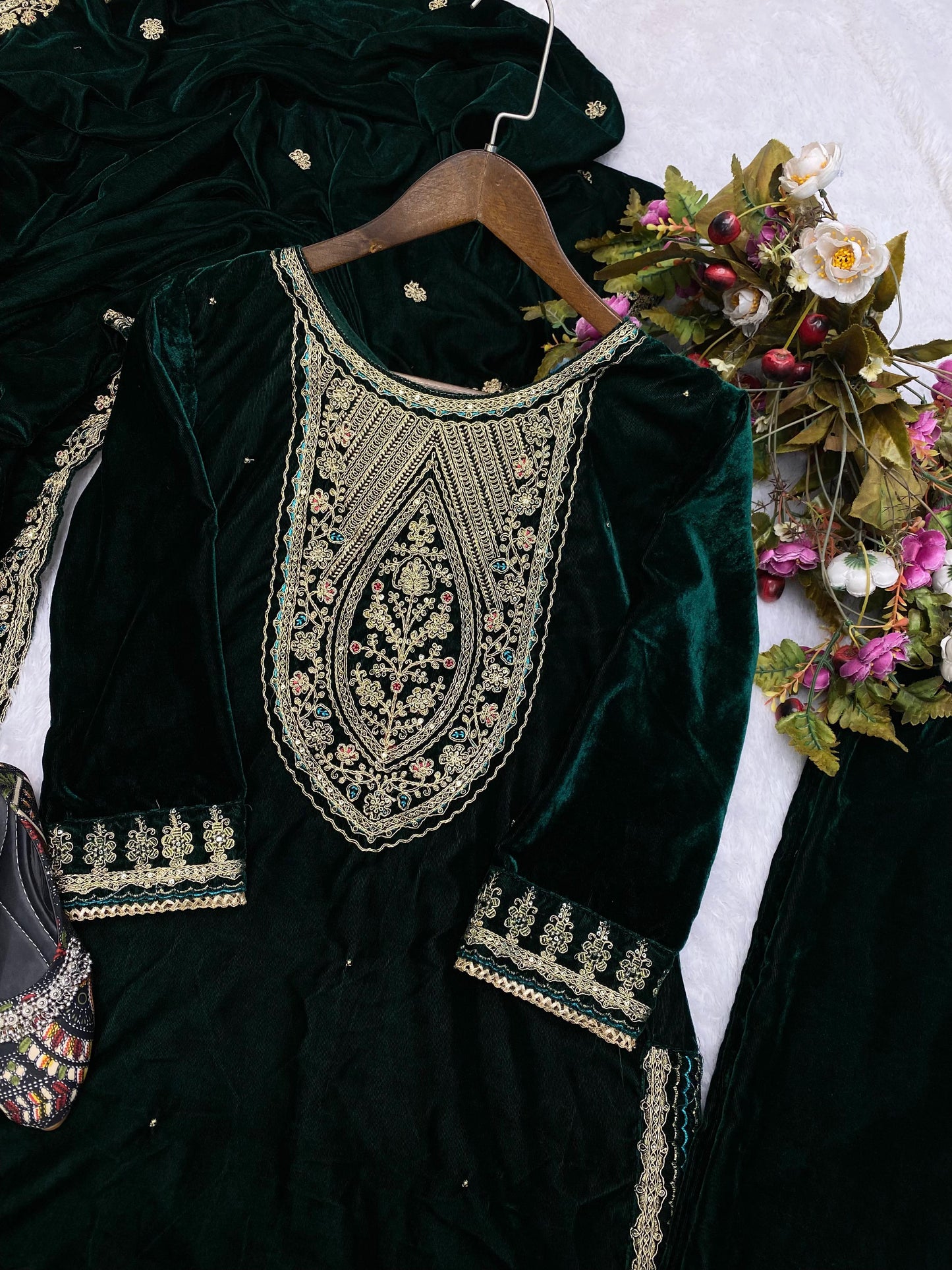 Party Wear Green Velvet Plazzo Suit For Women