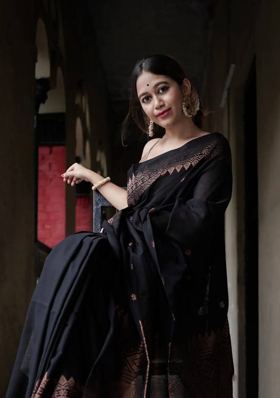 Reach Pallu Jacquard Saree For Women