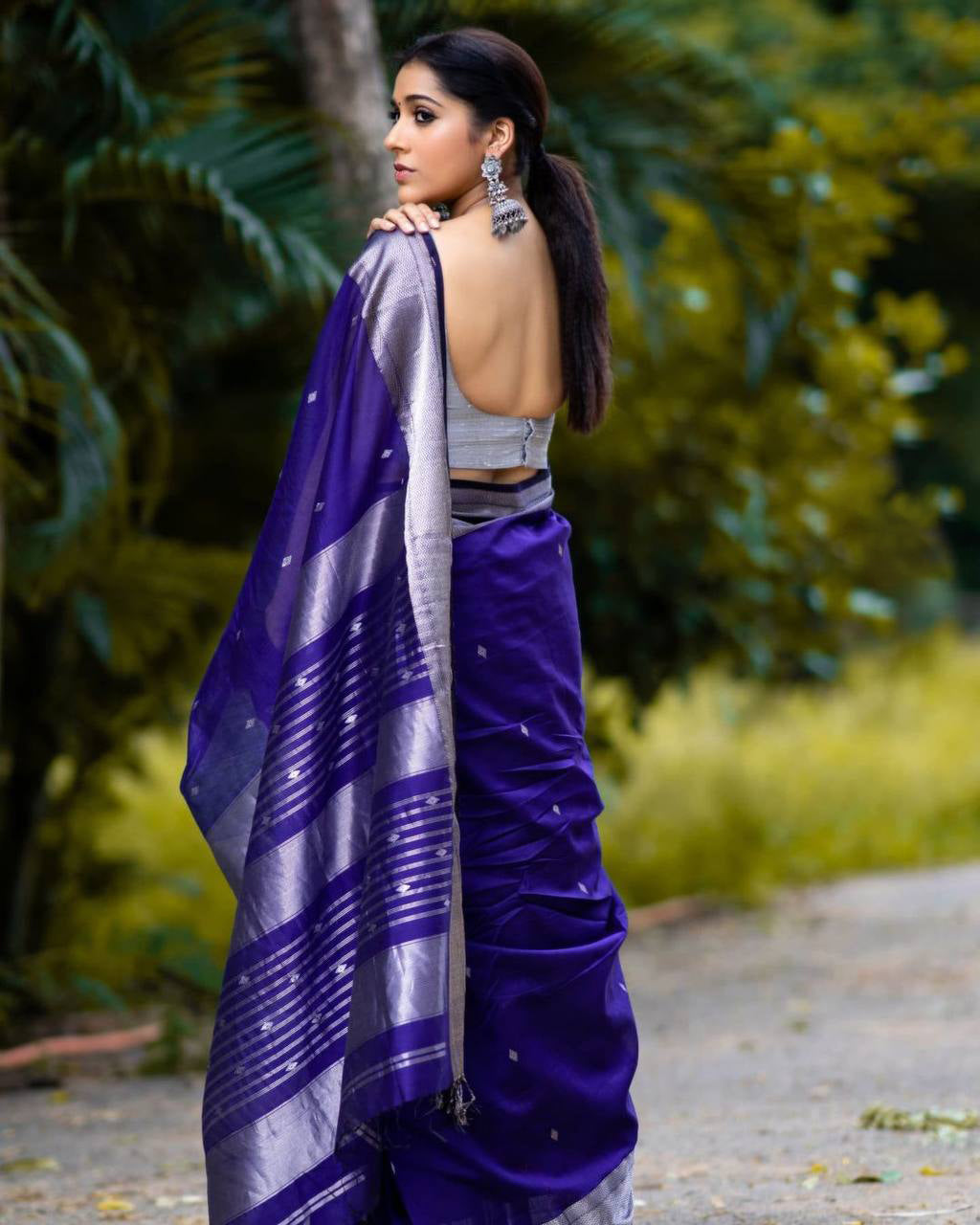 Reach Pallu Jacquard Saree For Women