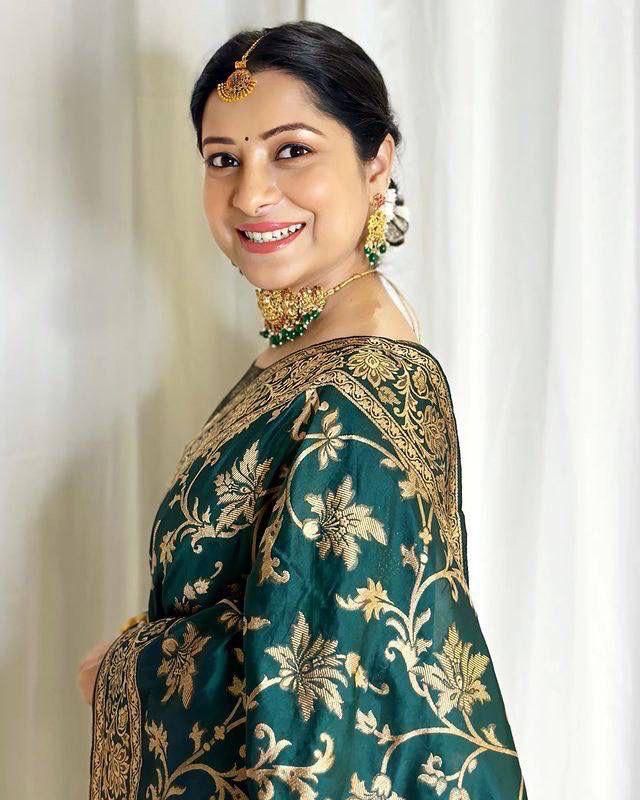 Indulge in Luxurious Elegance with Soft Lichi Silk Saree and Brocade Blouse Set