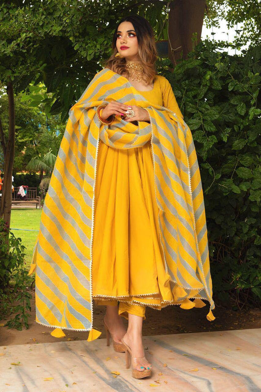 Beautiful Readymade Rayon Kurta With Pent & Dupatta