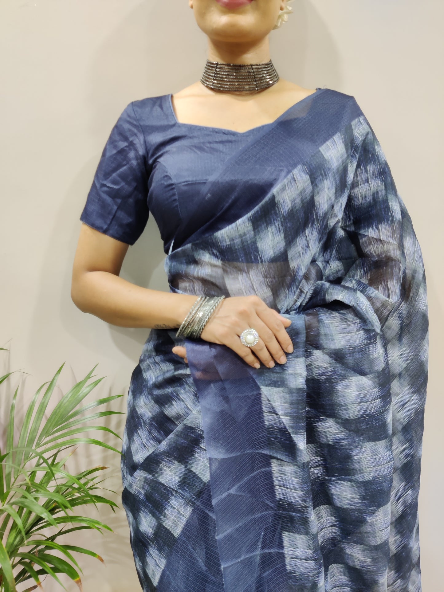 Manga Kota chex with Beautiful Digital printed Saree & Full Stitch Ready to wear Saree
