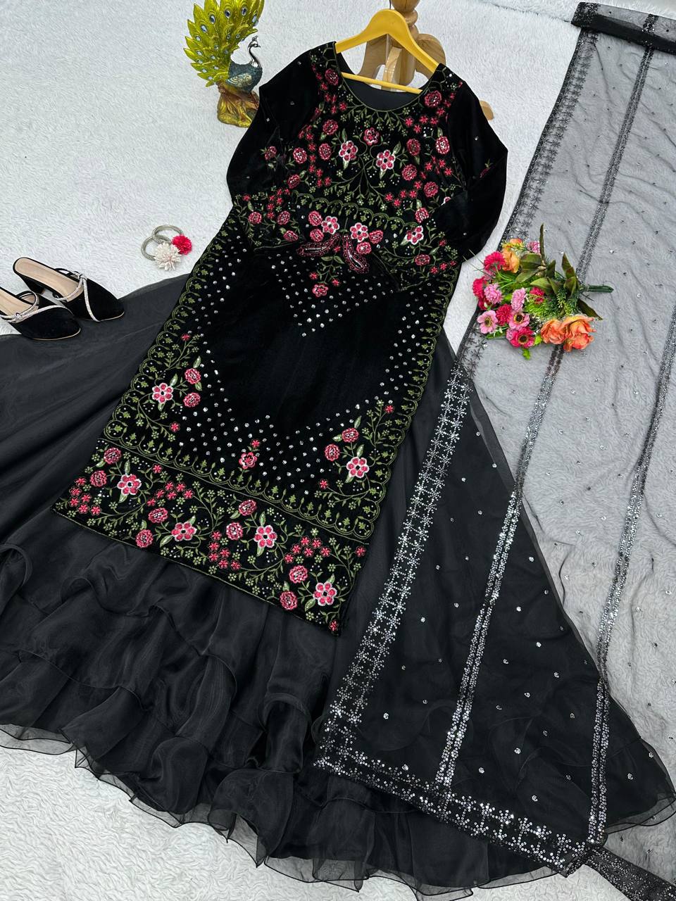 Pretty Black Color Sequence Thread Work Viscos Velvet Indo Western