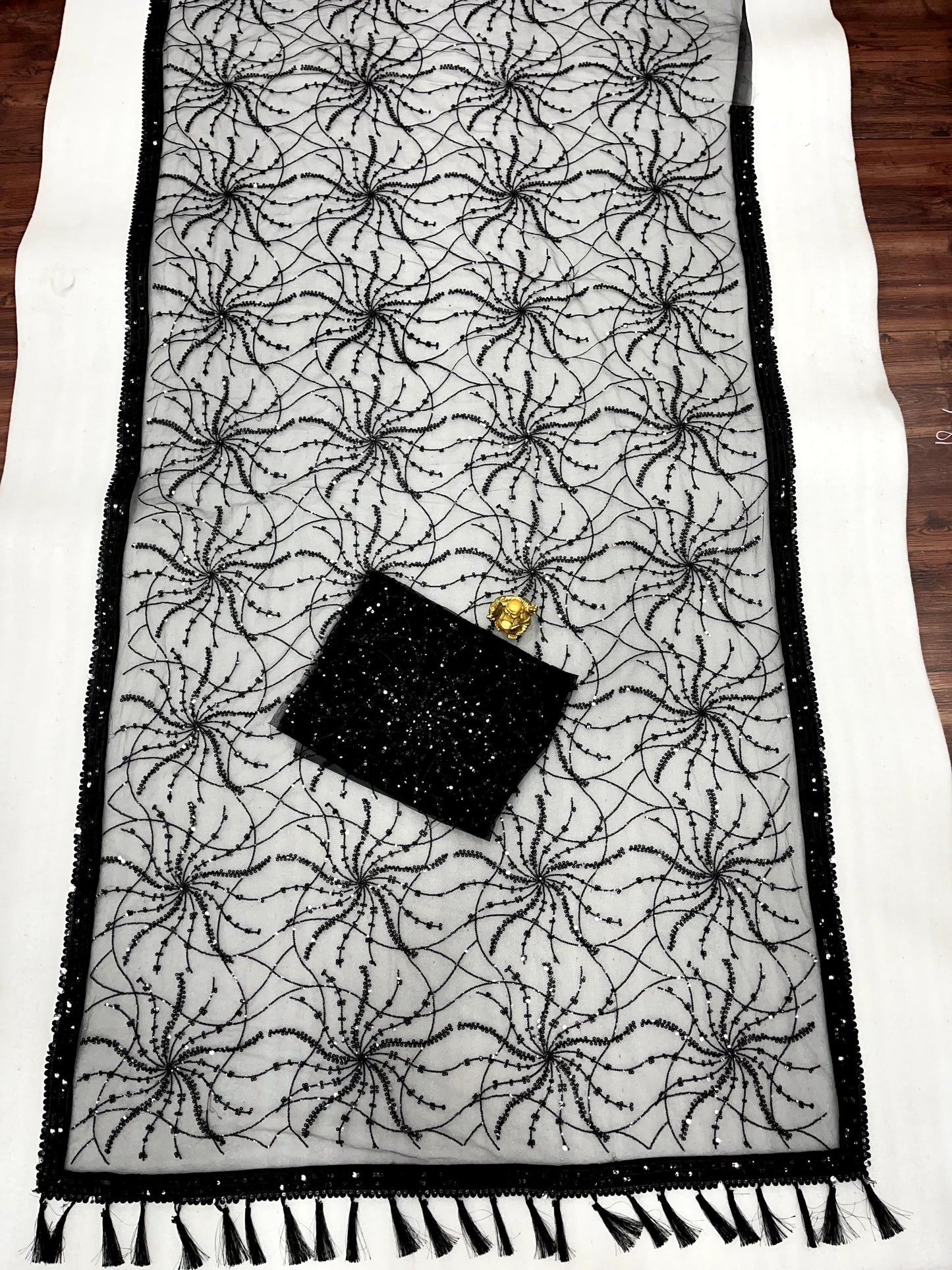 Latest Sequins Lace Border With Beautiful Zalar Saree and blouse