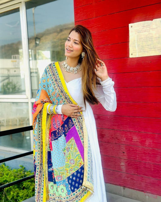 Party Wear White Color Georgette Ready Made Gown Dupatta