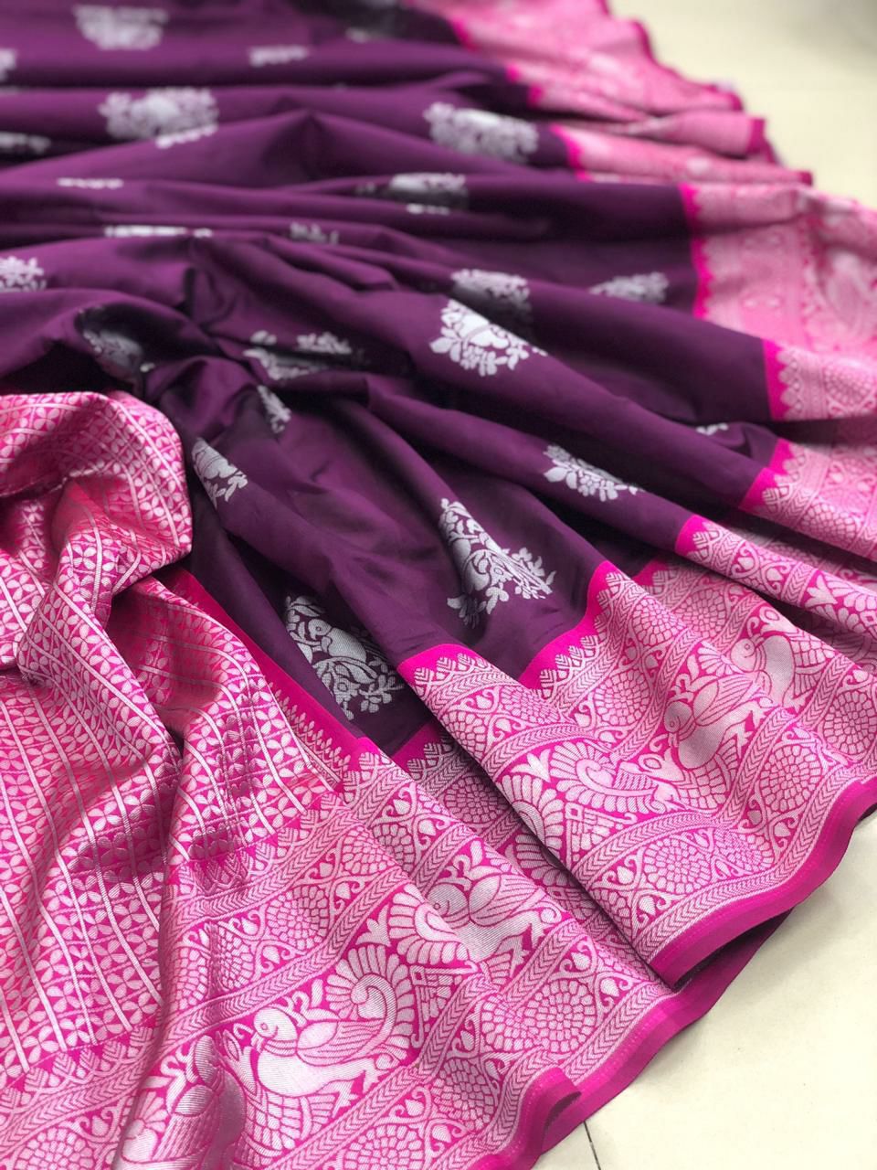 Reach Pallu Jacquard Saree For Women