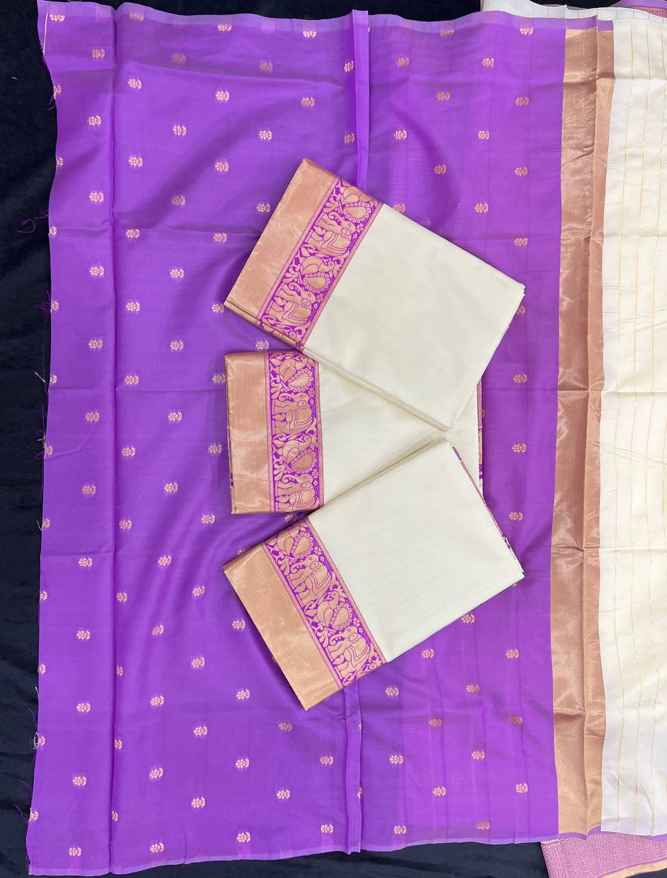 Cream Color Banarasi Silk Saree Blouse