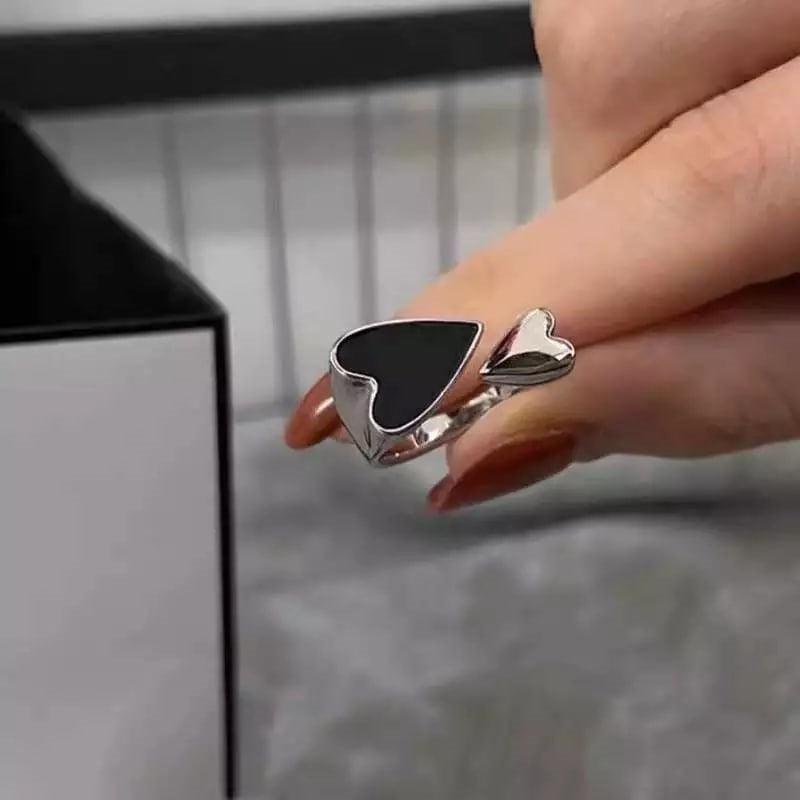 Charming Black Silver Plated Lover Heart Shape Ring For Women