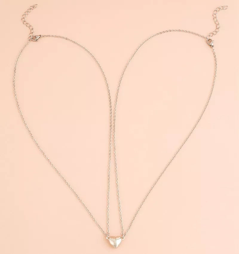 Unique Magnet Heart Shape Love Silver Plated Necklace For Couple