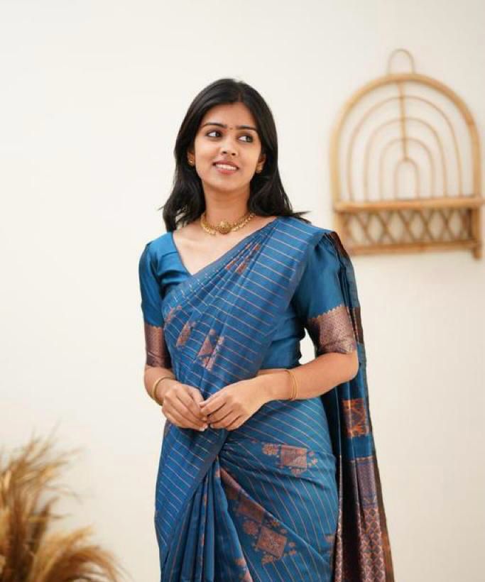 Latest Jacquard Work On All Over The Saree