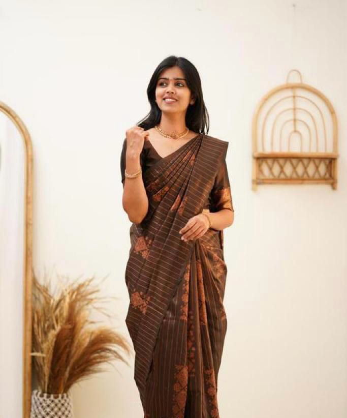 Latest Jacquard Work On All Over The Saree