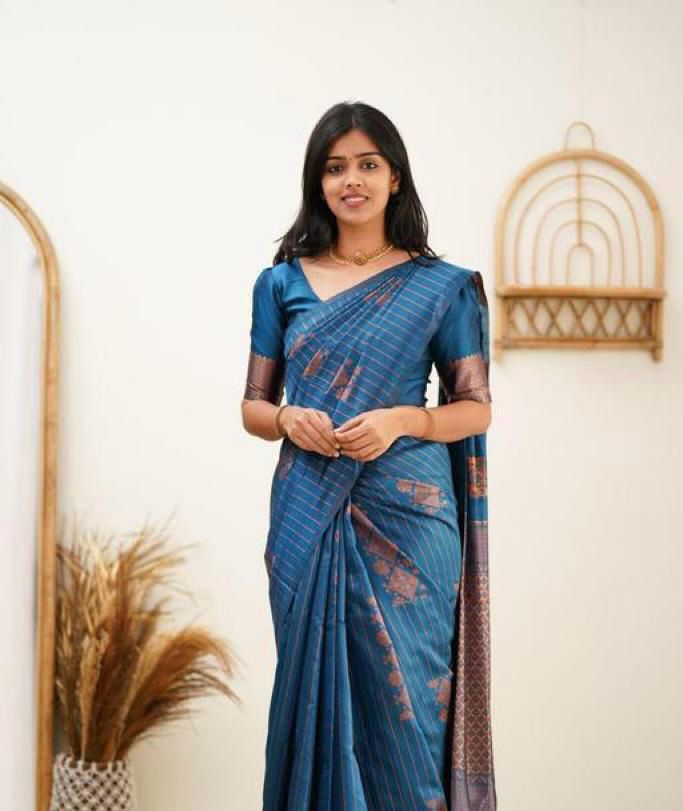 Latest Jacquard Work On All Over The Saree