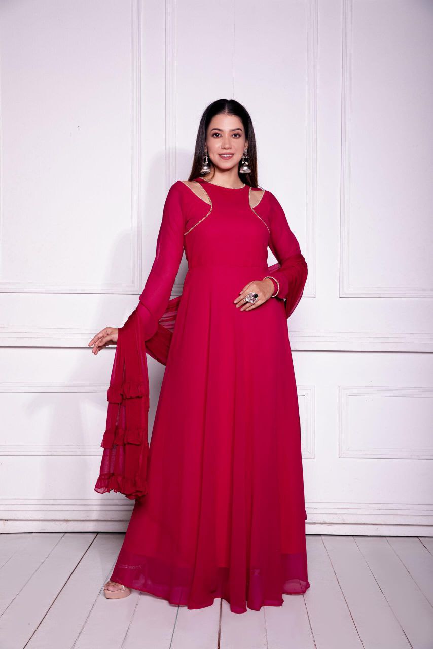 Elegant Anarkali Gown With Lace Border Dupatta