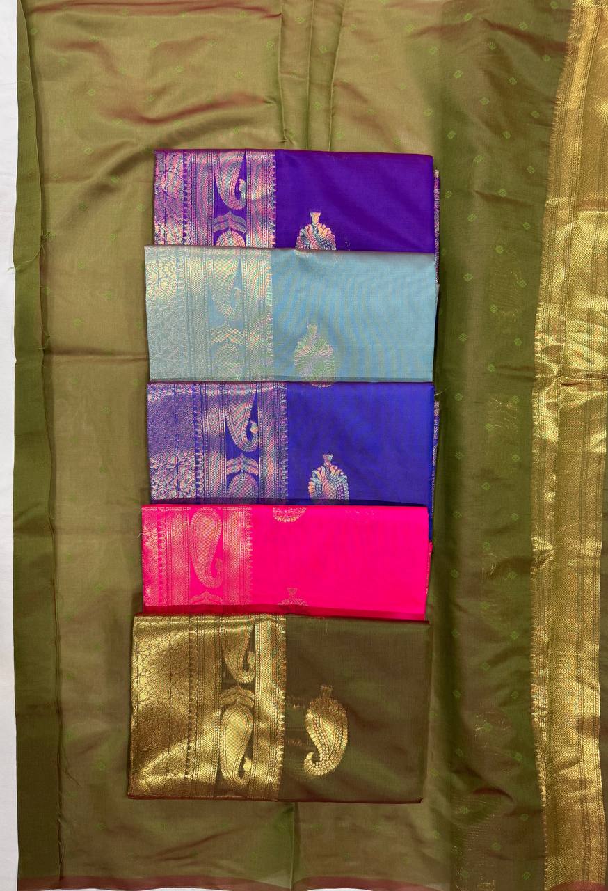 Exquisite Soft Lichi Silk Saree with Rich Jacquard Weaving