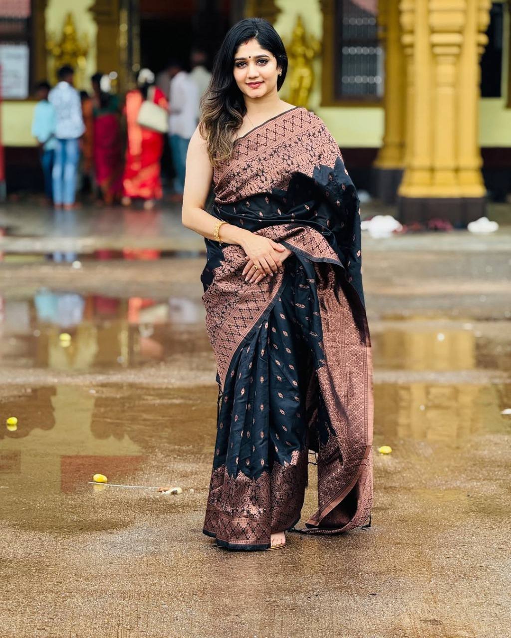 Lichi Silk Black Color Jacquard Saree