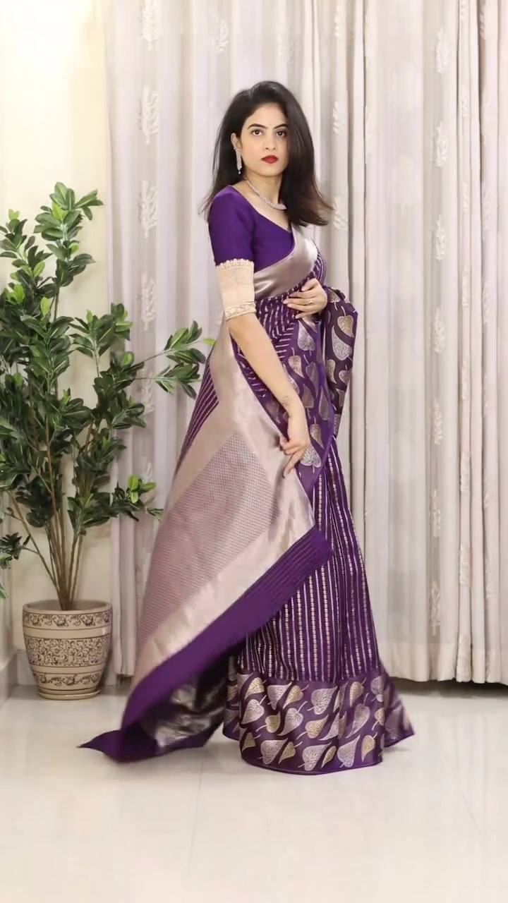 Exquisite Soft Lichi Silk Saree with Rich Jacquard Weaving