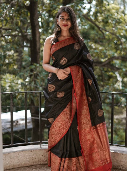 Exquisite Soft Lichi Silk Saree with Rich Jacquard Work
