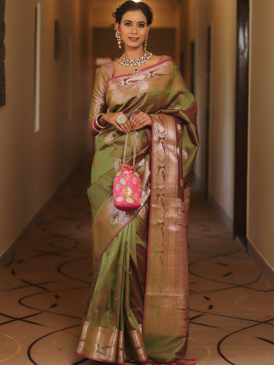 Exquisite Soft Lichi Silk Saree with Rich Jacquard Weaving