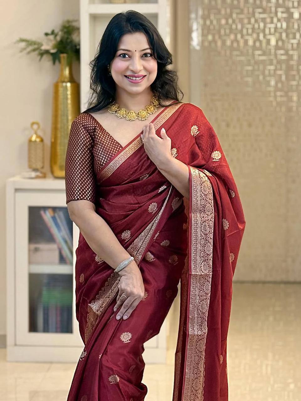 Soft Banarasi Silk Saree with Golden Zari Weaving & Rich Pallu