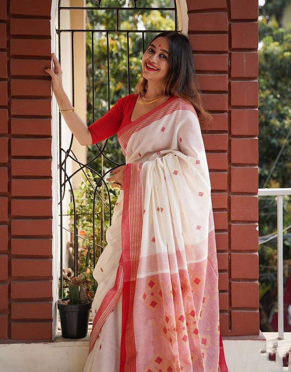 Exquisite Soft Lilan Slab Saree