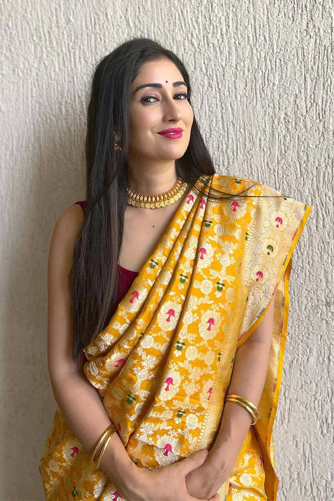 Soft Lichi Silk Saree with Jacquard Work