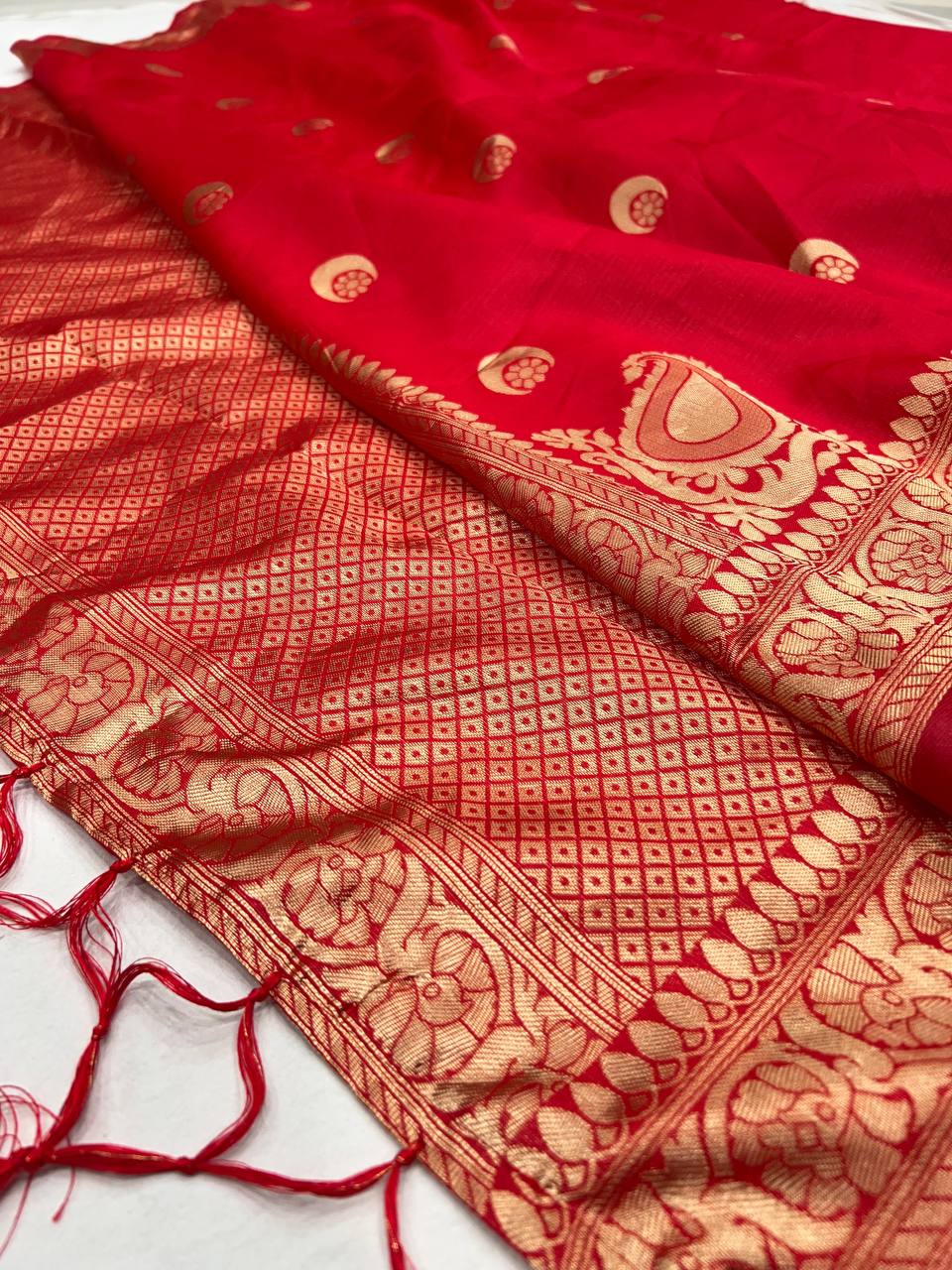 Party Wear Red Color Lichi Silk Jacquard Work Saree Blouse