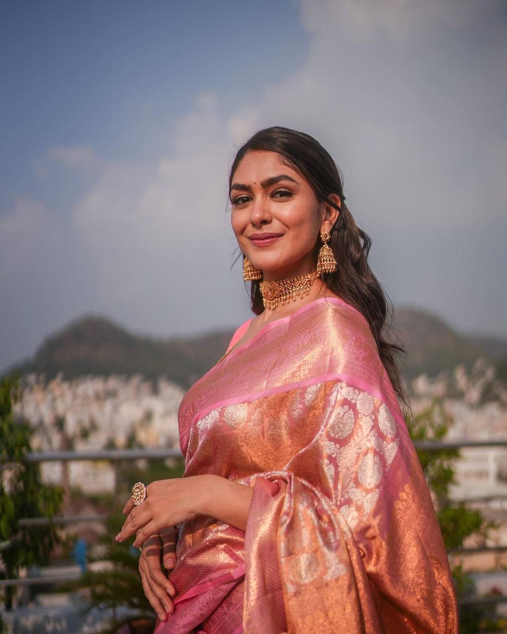 Soft Lichi Silk Saree with Rich Jacquard Work