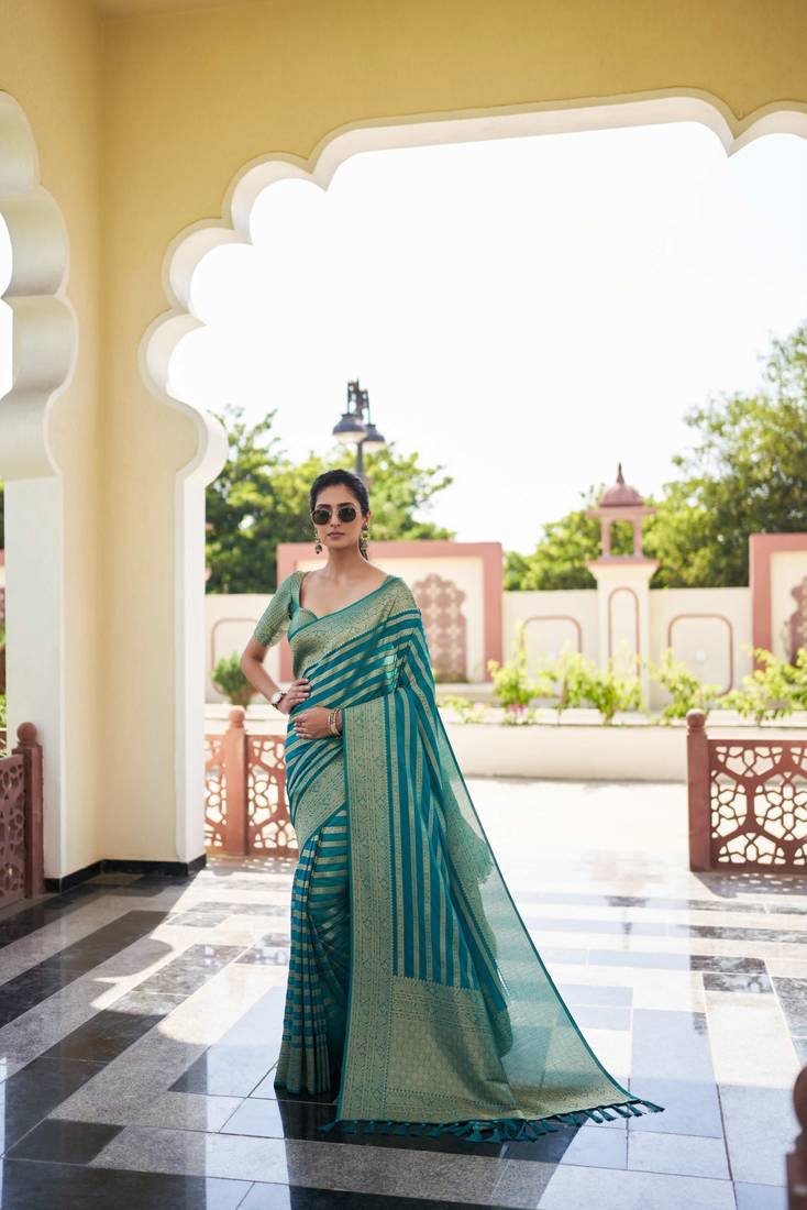 Soft Lichi Silk Saree with Elegant Jacquard Weaving