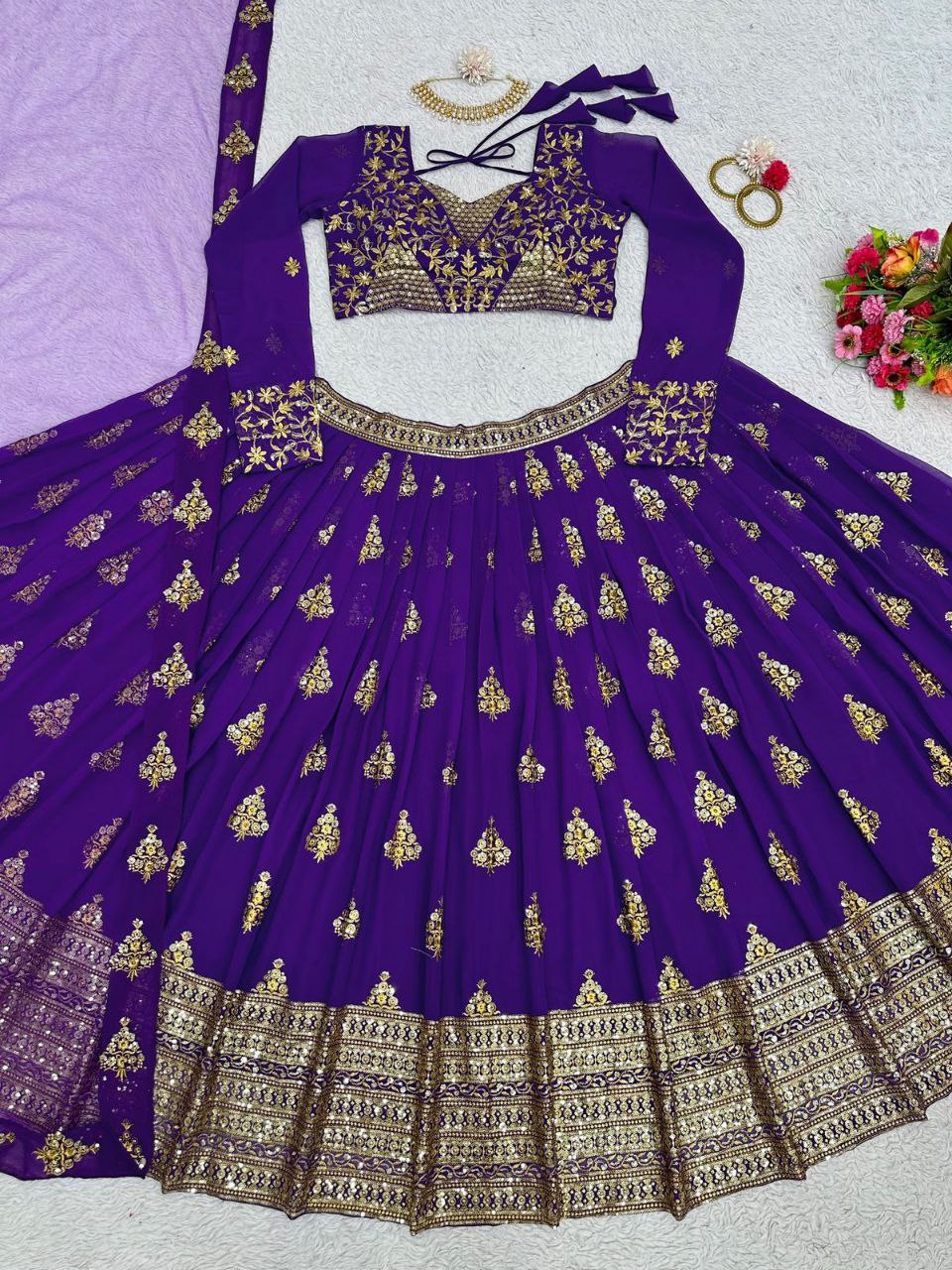 Lavender & White & Purple Salwar Suit - Buy Trending Lavender & White &  Purple Color Salwar Suit at Best Price - Kloth Trend