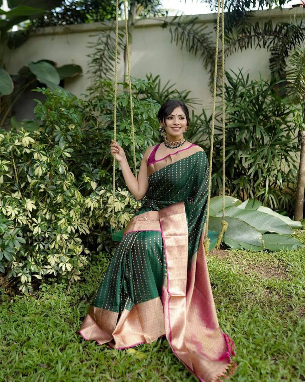 Green Color Lichi Silk Jacquard Saree