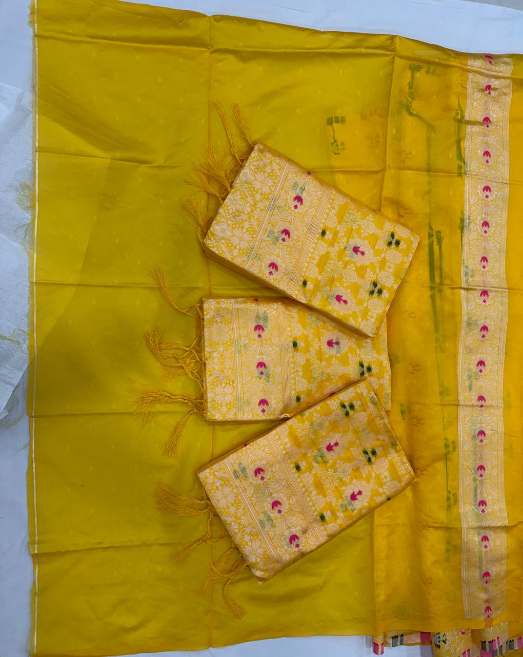 Soft Lichi Silk Saree with Jacquard Work