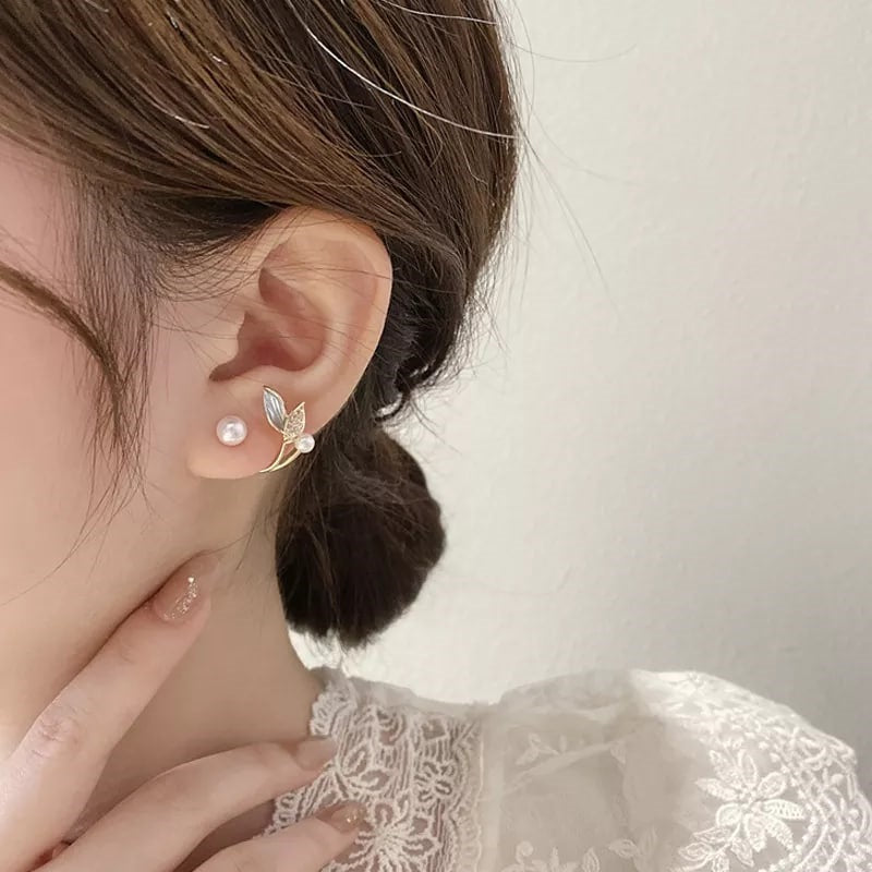 Pretty Gold Plated Imitation Pearl Earrings For Women
