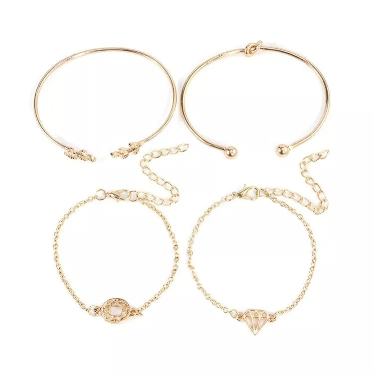 Graceful 4 Pair Of Gold Plated Bracelet For Women