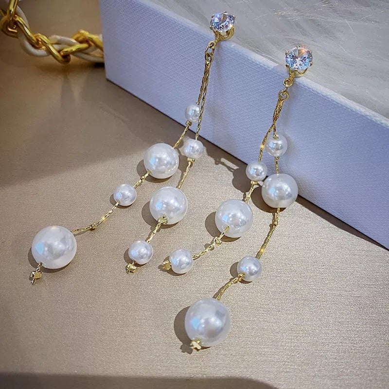 Buy Johori Pearl White & Golden Drop Earrings Online At Best Price @ Tata  CLiQ