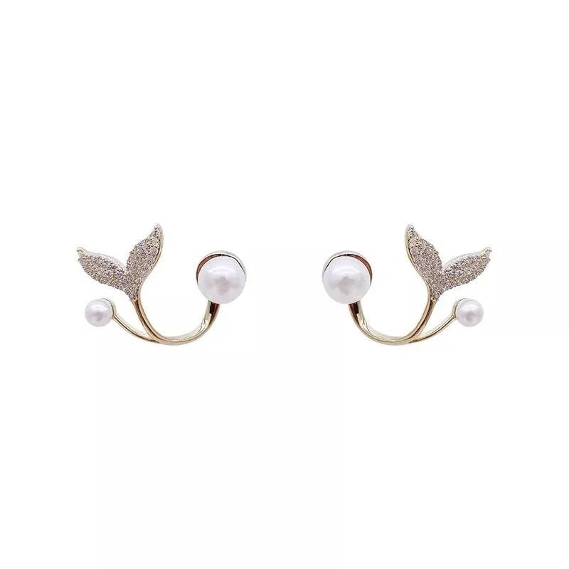 Extraordinary Gold Plated Fish Tail Diamond Pearl Earrings For Women