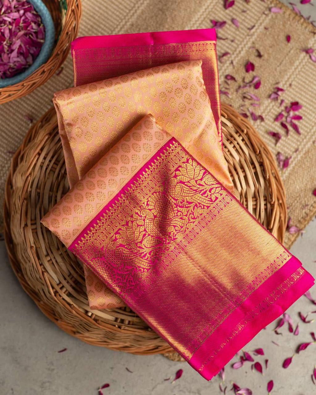 Stunning Jacquard latest lichi silk saree with Blouse